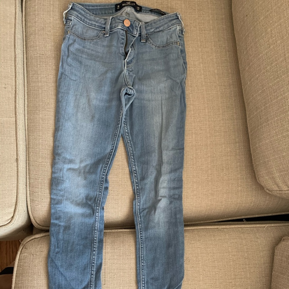 Low rise jeans